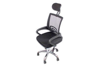 Silla gerencial MODAMOB, modelo LYRA,  reposabrazos, respaldo de malla, piston C3 120KG, base metalica con ruedas, color gris