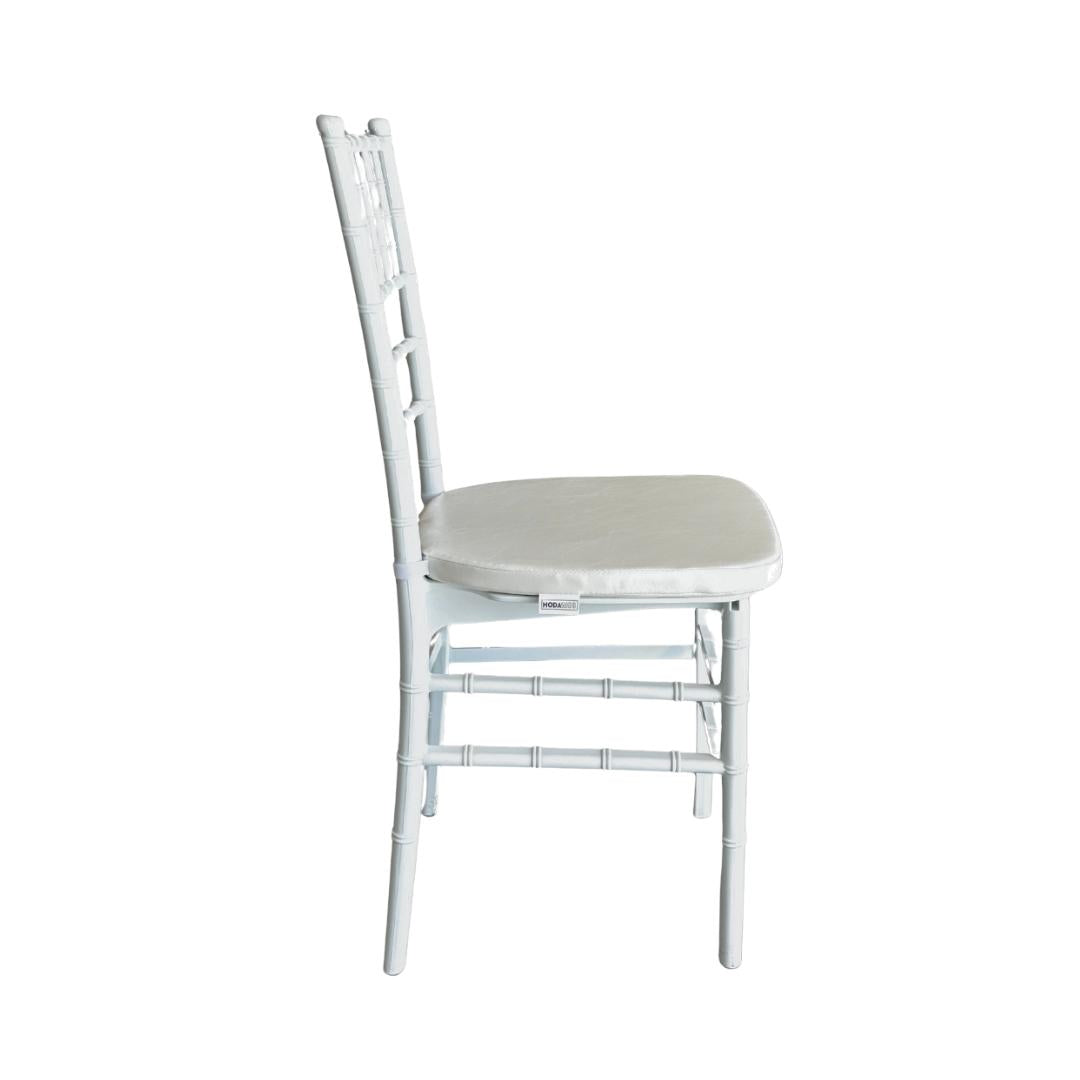 Silla MODAMOB, modelo Tiffany, color perla, 89.5 x 38 x 38cm, 3.33 kg, incluye asiento acolchado